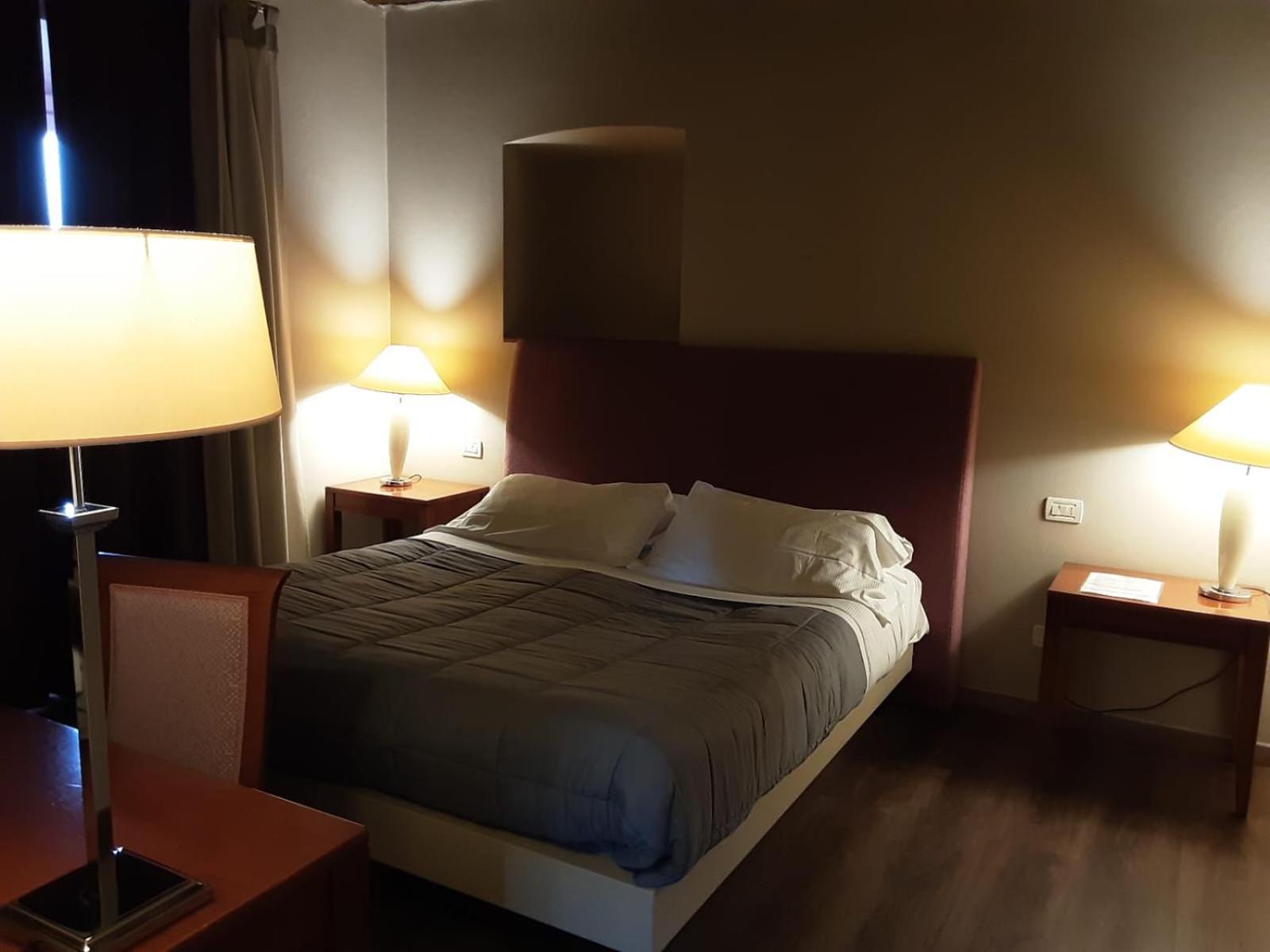 Hotel Antico Podere Propano Saluzzo Bagian luar foto