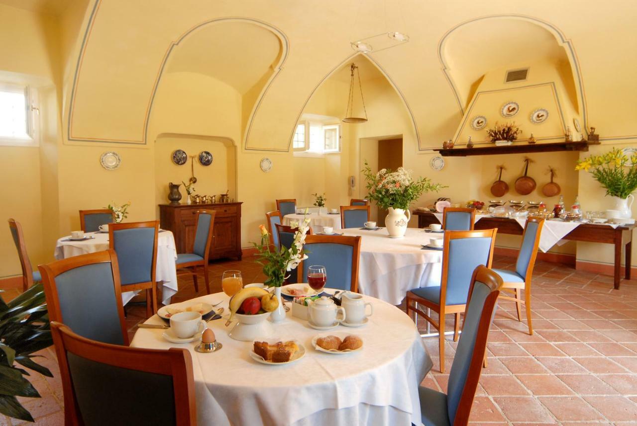 Hotel Antico Podere Propano Saluzzo Bagian luar foto